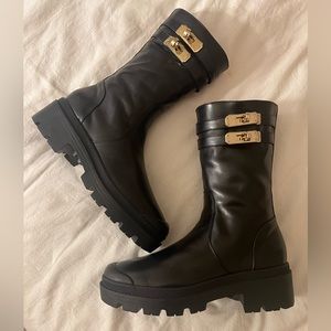 Palladium women’s size 8 black leather boots